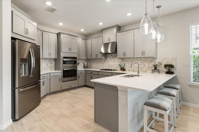9016 TEQUILA SUNRISE DRIVE, Sarasota, FL 34241