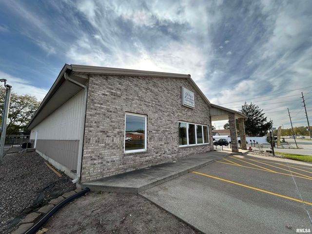 512 1ST Avenue 1, Colona, IL 61241