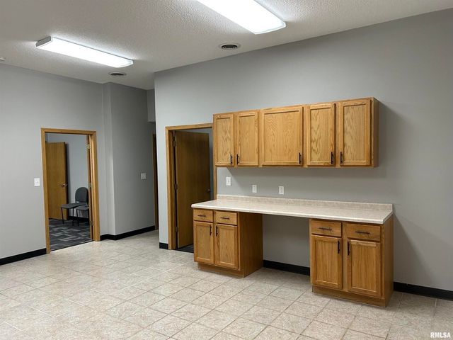 512 1ST Avenue 1, Colona, IL 61241