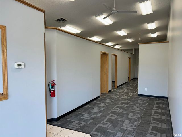 512 1ST Avenue 1, Colona, IL 61241