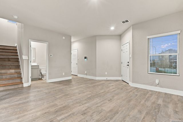 3010 Neptunes Sea, Converse, TX 78109