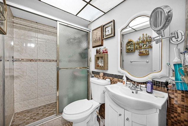 10442 Sunrise Lakes Boulevard 312, Sunrise, FL 33322