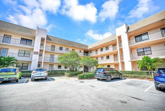 10442 Sunrise Lakes Boulevard 312, Sunrise, FL 33322