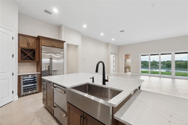 1953 ARCHING BRANCH, Zephyrhills, FL 33541