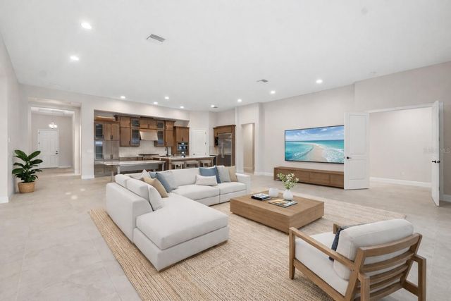 1953 ARCHING BRANCH, Zephyrhills, FL 33541