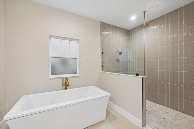 1953 ARCHING BRANCH, Zephyrhills, FL 33541