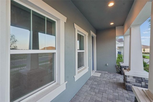 1953 ARCHING BRANCH, Zephyrhills, FL 33541