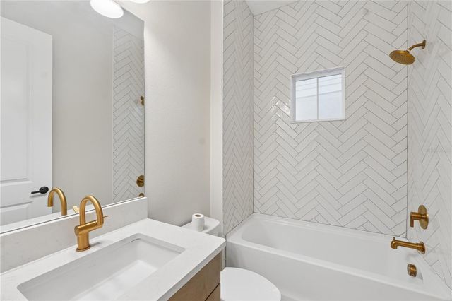 1953 ARCHING BRANCH, Zephyrhills, FL 33541