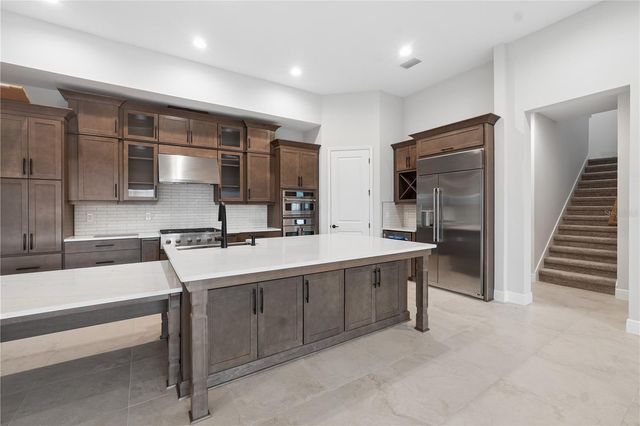 1953 ARCHING BRANCH, Zephyrhills, FL 33541