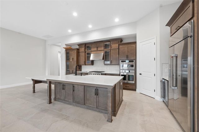 1953 ARCHING BRANCH, Zephyrhills, FL 33541