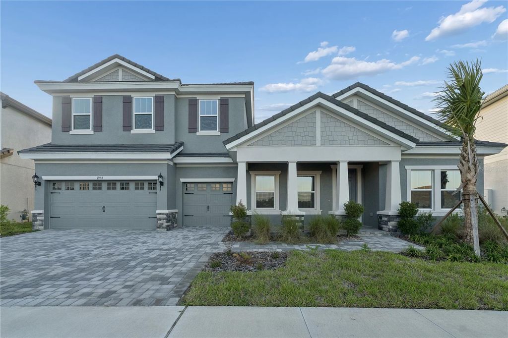 1953 ARCHING BRANCH, Zephyrhills, FL 33541