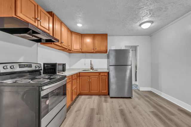 510 Washington Ct, Clarksville, TN 37040