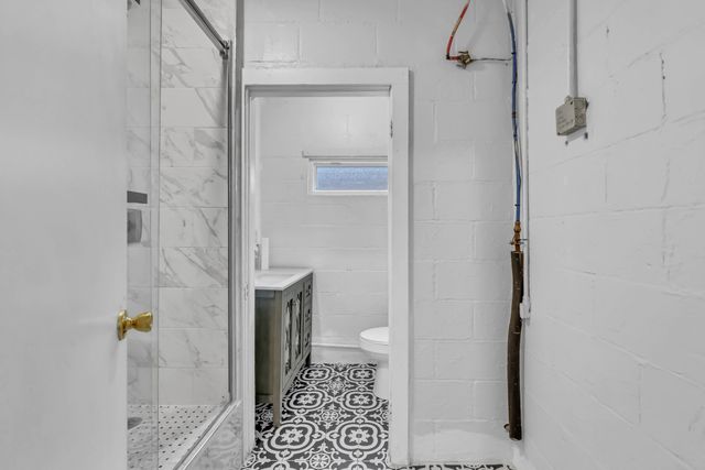 510 Washington Ct, Clarksville, TN 37040