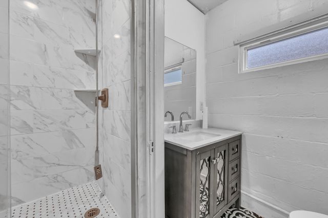 510 Washington Ct, Clarksville, TN 37040