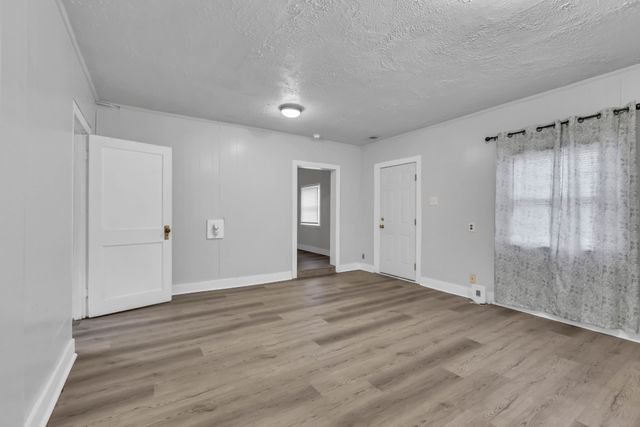 510 Washington Ct, Clarksville, TN 37040