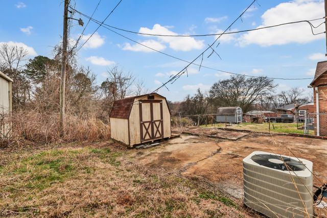 510 Washington Ct, Clarksville, TN 37040