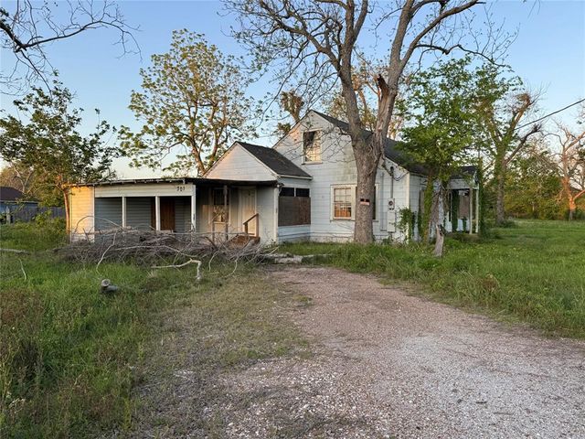 501 Burnett Street, Brazoria, TX 77422