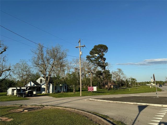501 Burnett Street, Brazoria, TX 77422