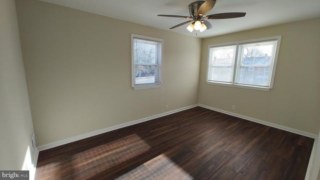 2247 GRAYTHORN RD, Middle River, MD 21220