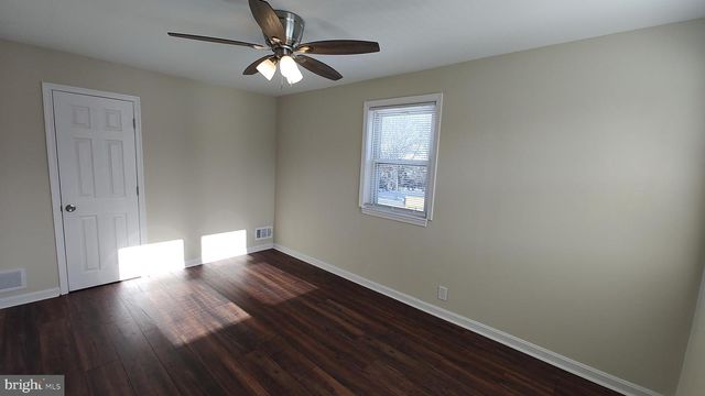 2247 GRAYTHORN RD, Middle River, MD 21220