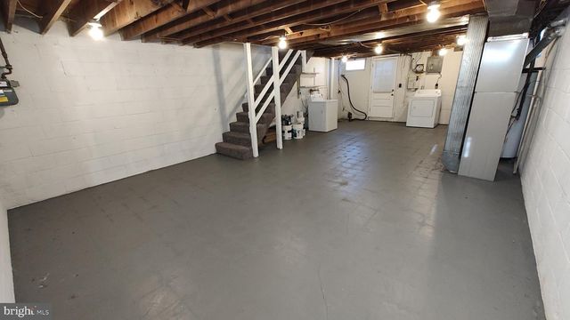 2247 GRAYTHORN RD, Middle River, MD 21220