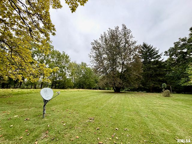 450 S MAIN Street, Creve Coeur, IL 61610