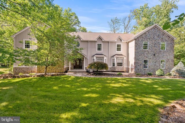 21 ANGUS LN, Warren, NJ 07059