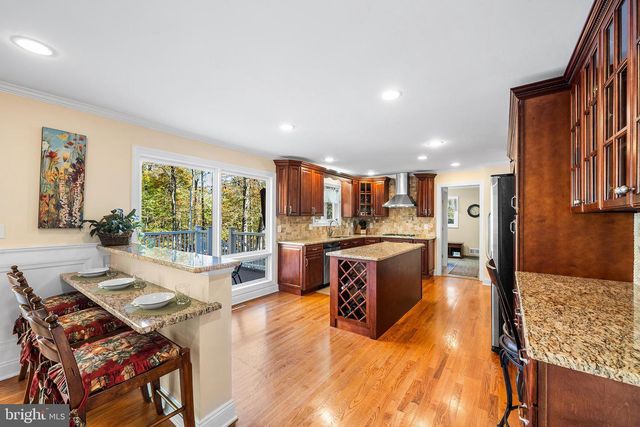21 ANGUS LN, Warren, NJ 07059
