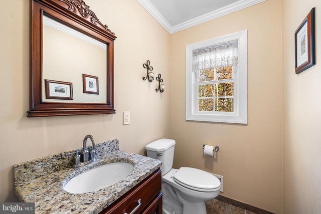 21 ANGUS LN, Warren, NJ 07059