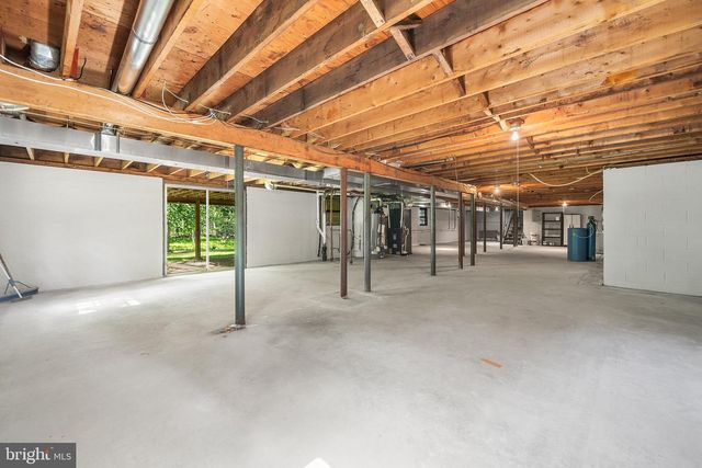 21 ANGUS LN, Warren, NJ 07059