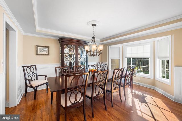 21 ANGUS LN, Warren, NJ 07059