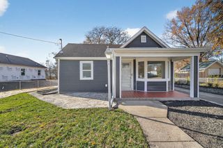 818 E 25th Court, Des Moines, IA 50317