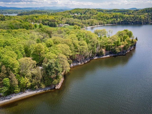 187 Morgan Drive, Shelburne, VT 05482