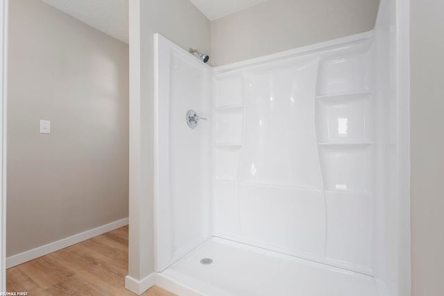 49 Fessenden St Street, Mount Clemens, MI 48043