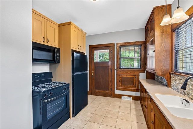 210 W Hudson Street, Mazomanie, WI 53560