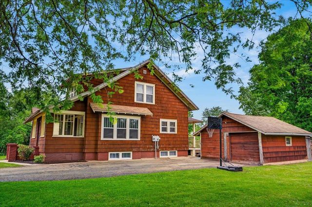 210 W Hudson Street, Mazomanie, WI 53560