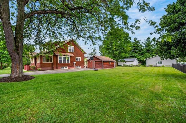 210 W Hudson Street, Mazomanie, WI 53560