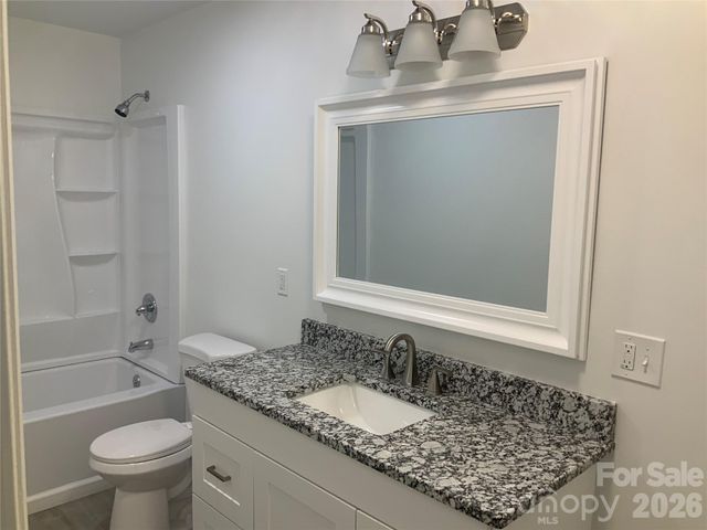 841 B CHARLOTTE Highway, Fairview, NC 28730