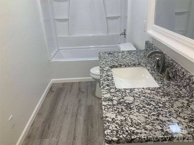 841 B CHARLOTTE Highway, Fairview, NC 28730