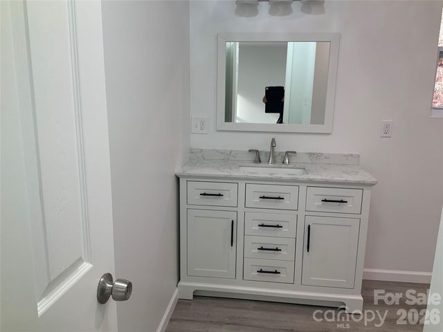 841 B CHARLOTTE Highway, Fairview, NC 28730