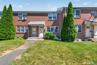 364 Main Street 6, East Haven, CT 06512