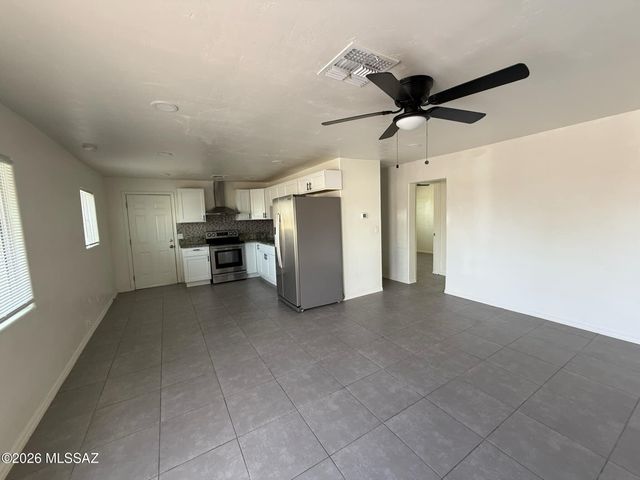 3917 S Liberty Avenue, Tucson, AZ 85714
