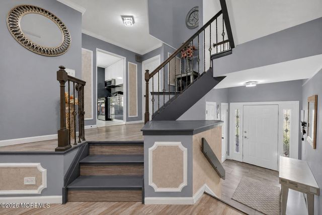 12 Periwinkle Court, East Brunswick, NJ 08816