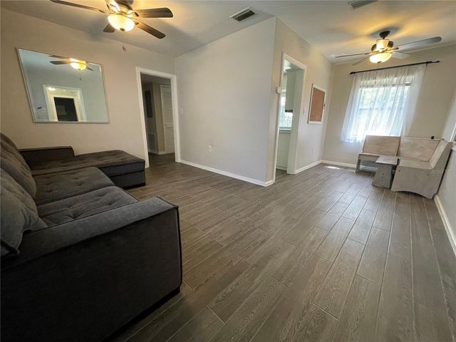 706 MISSION DRIVE, Wildwood, FL 34785