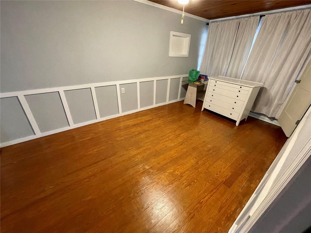 Image 22 of property listing at 706 MISSION DRIVE, Wildwood, FL 34785