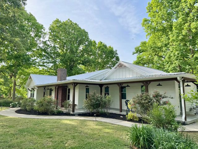 7120 Wallace RD, Fairview, TN 37062