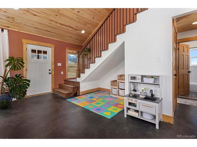 97 Highland Dr, Howard, CO 81233