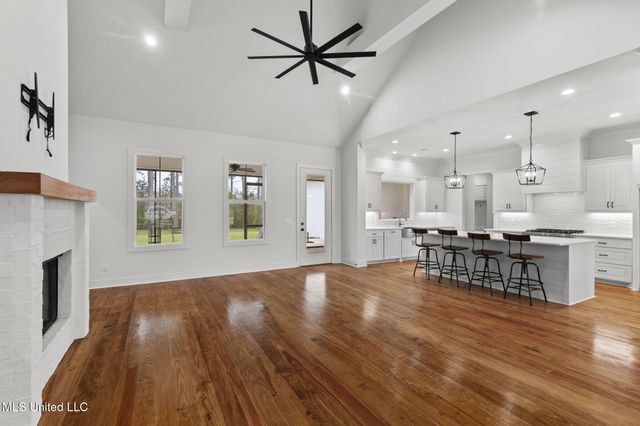 505 Castaway Circle, Brandon, MS 39047