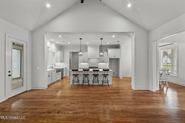 505 Castaway Circle, Brandon, MS 39047