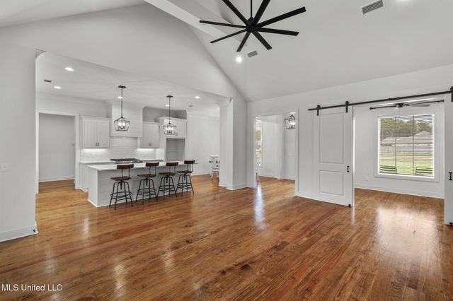 505 Castaway Circle, Brandon, MS 39047